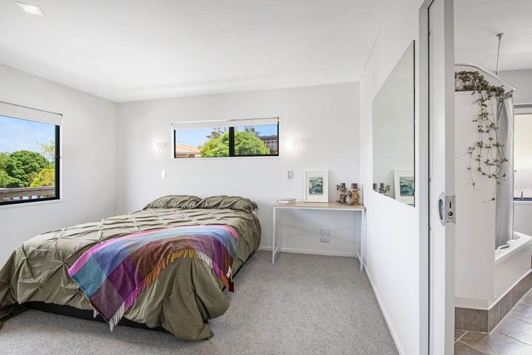 Photo of property in 28 Brampton Road, Snells Beach, 0920