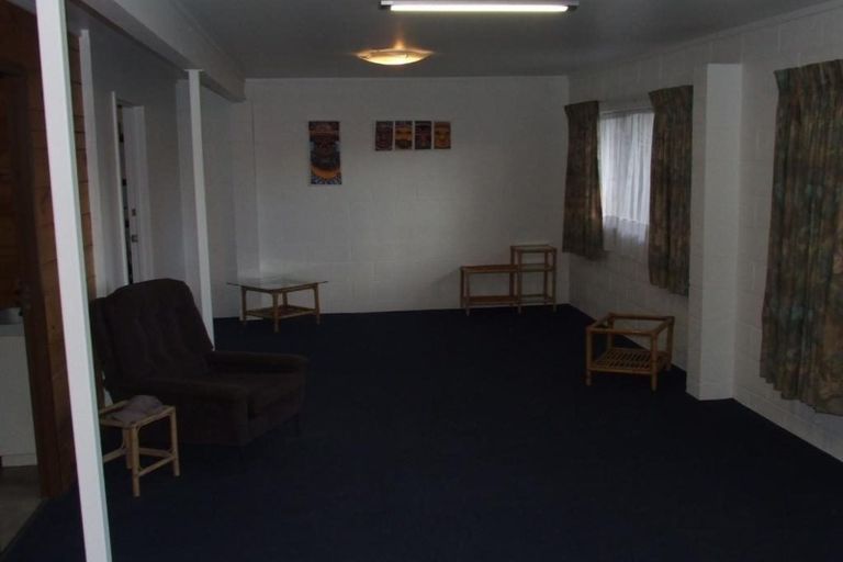 Photo of property in 39 Tremaine Avenue, Two Mile Bay, Taupo, 3330