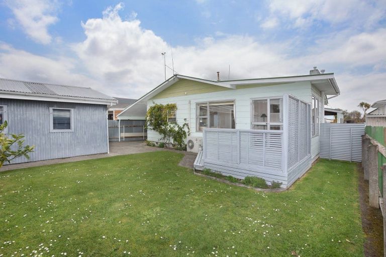 Photo of property in 17 Derby Street, Feilding, 4702
