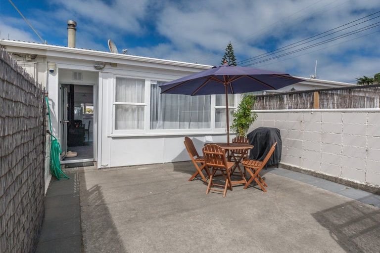 Photo of property in 1/2 Himatangi Street, Himatangi Beach, Foxton, 4891
