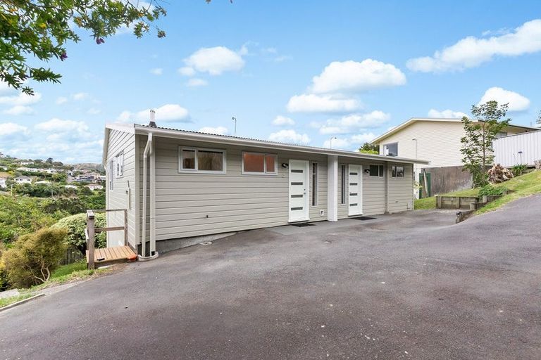Photo of property in 3 Brydon Way, Paparangi, Wellington, 6037