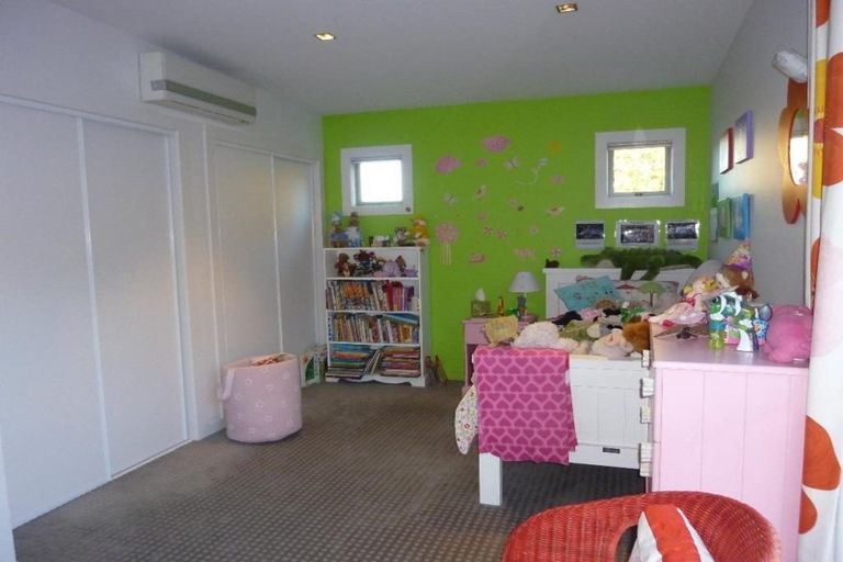 Photo of property in 6 Millbank Lane, Merivale, Christchurch, 8014