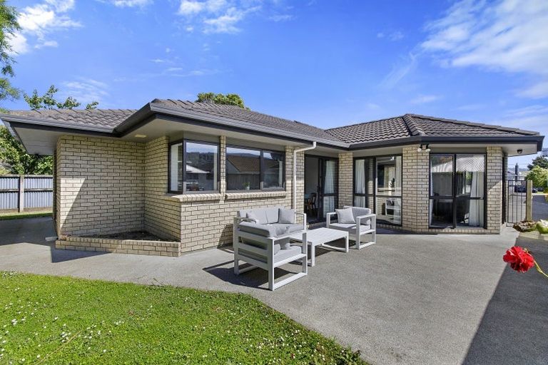 Photo of property in 13a Thackeray Street, Trentham, Upper Hutt, 5018