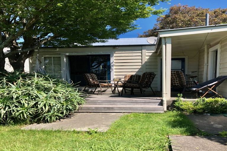 Photo of property in 37 Napier Terrace, Hospital Hill, Napier, 4110