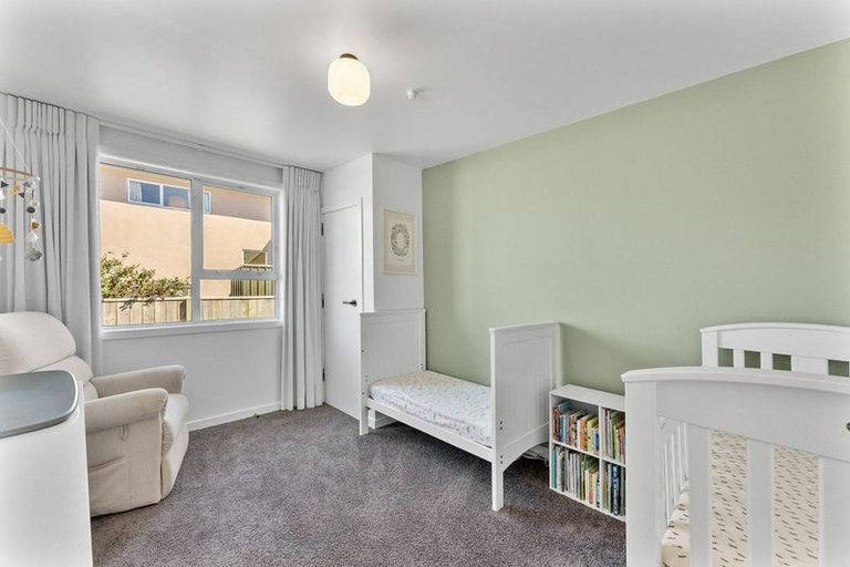 Photo of property in 6 Union Street, Merrilands, New Plymouth, 4312
