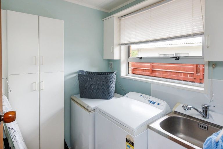 Photo of property in 18 Lane Place, Awapuni, Palmerston North, 4412