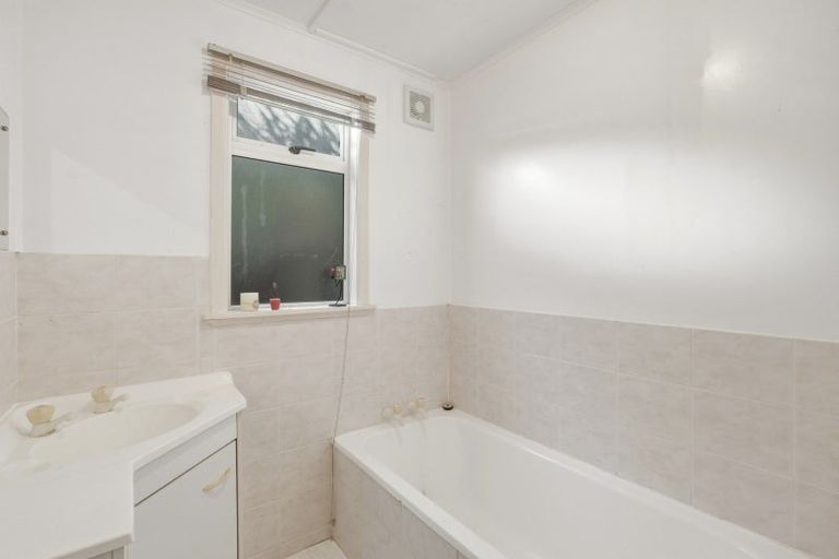 Photo of property in 4 Rees Street, Durie Hill, Whanganui, 4500