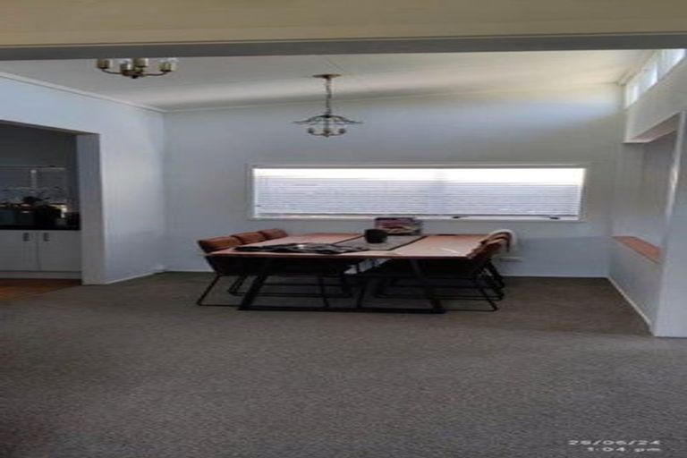 Photo of property in 9 John Gill Road, Cockle Bay, Auckland, 2014