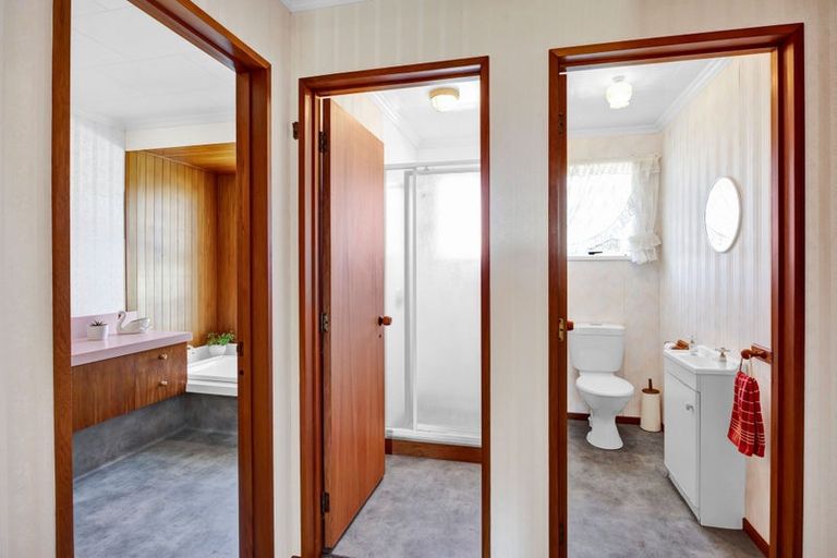 Photo of property in 65 Murray Avenue, Hawera, 4610