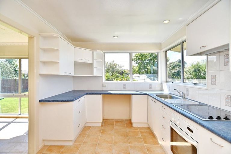 Photo of property in 55 Winters Road, Redwood, Christchurch, 8051