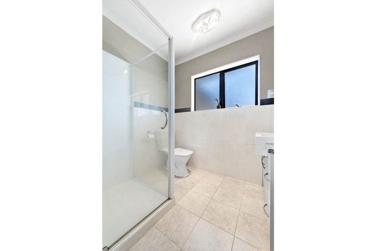 Photo of property in 10 Hayward Road, Papatoetoe, Auckland, 2025