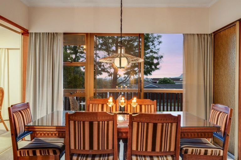 Photo of property in 16 Tercel Place, Sunnyhills, Auckland, 2010