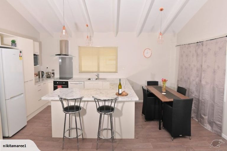 Photo of property in 3 Duke Avenue, Pukekohe, 2120