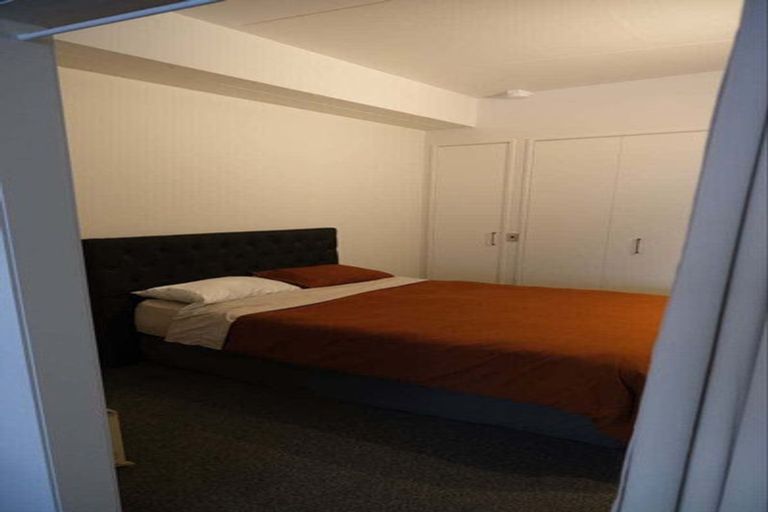 Photo of property in Gerondis Bldg Apartments, 302/60 Willis Street, Wellington Central, Wellington, 6011