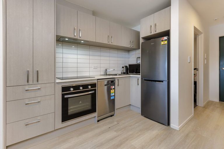 Photo of property in 305/9 East Street, Papakura, 2110