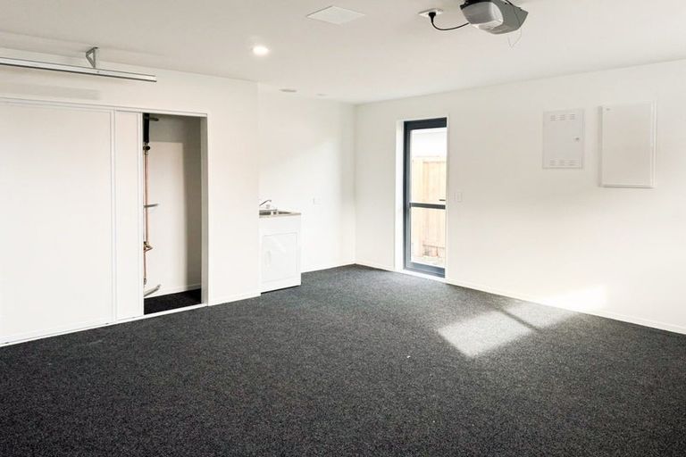 Photo of property in 42 Mehrtens Crescent, Woodend, 7610