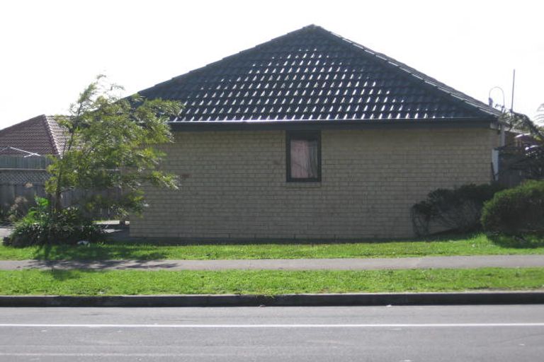 Photo of property in 1/192 Te Irirangi Drive, Flat Bush, Auckland, 2019