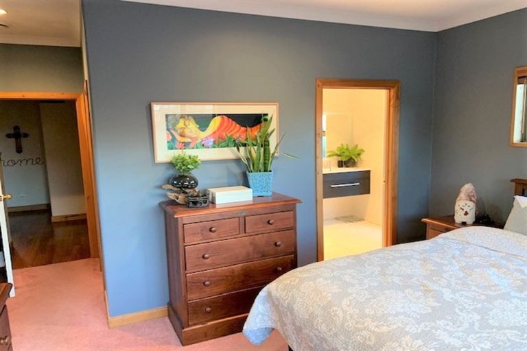 Photo of property in 2 Mallard Place, Mosgiel, 9024