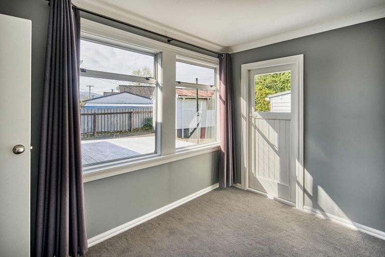 Photo of property in 79 Waddington Drive, Naenae, Lower Hutt, 5011