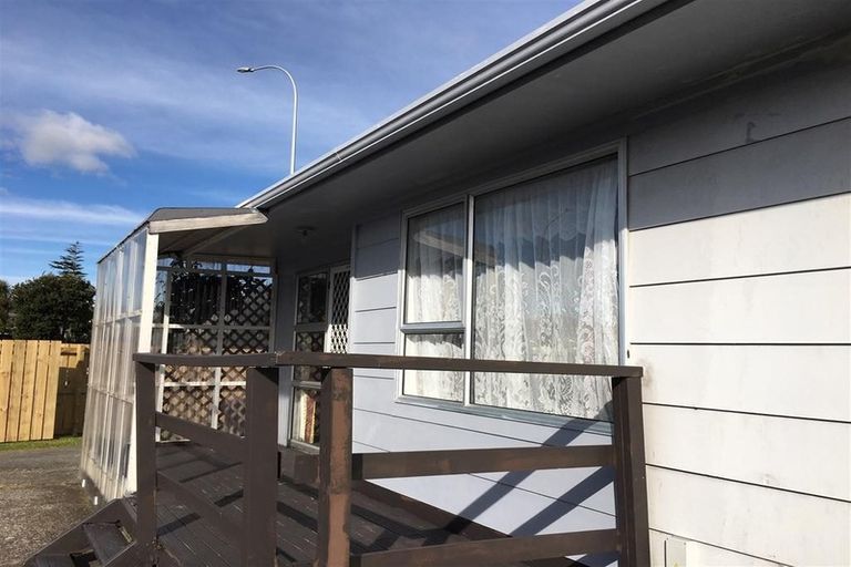 Photo of property in 174 Te Irirangi Drive, Clover Park, Auckland, 2019