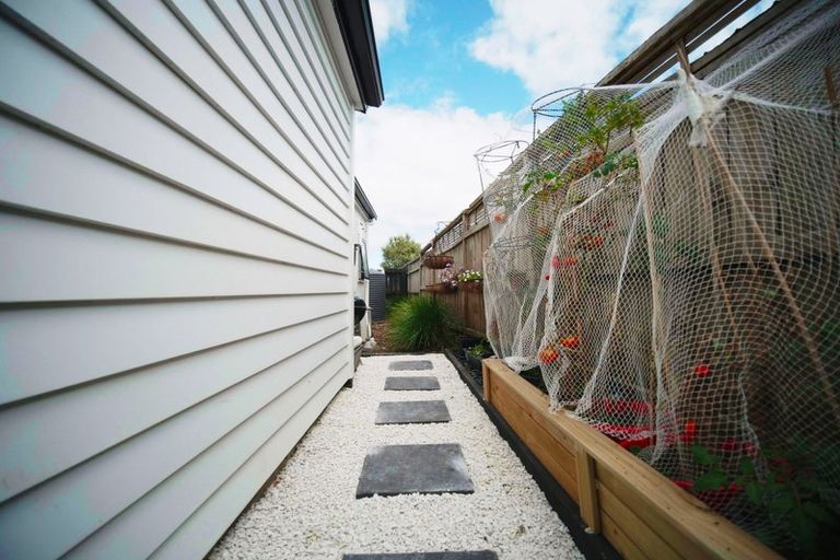 Photo of property in 52e Tapu Road, Huapai, Kumeu, 0810