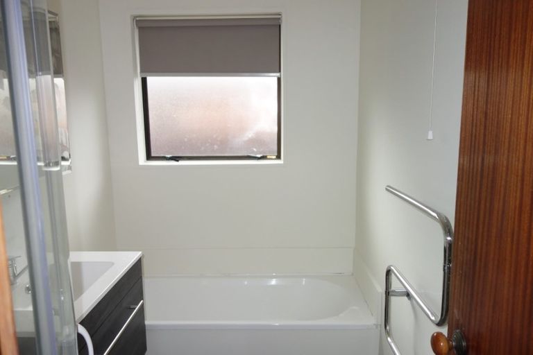 Photo of property in 2/16a Ward Street, Addington, Christchurch, 8024