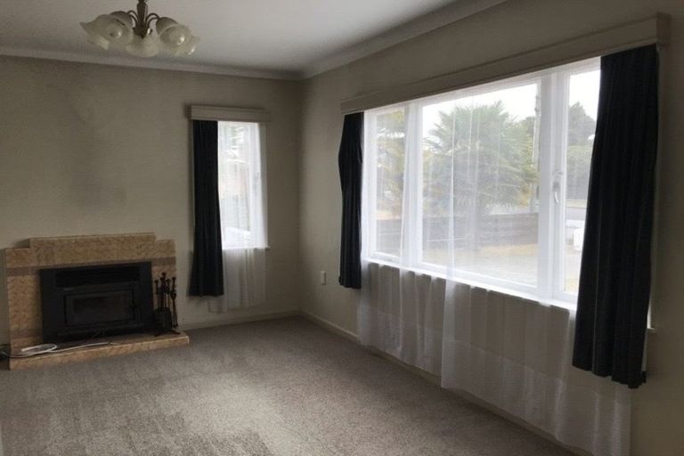 Photo of property in 1/4 Bunnythorpe Road, Papakura, 2110