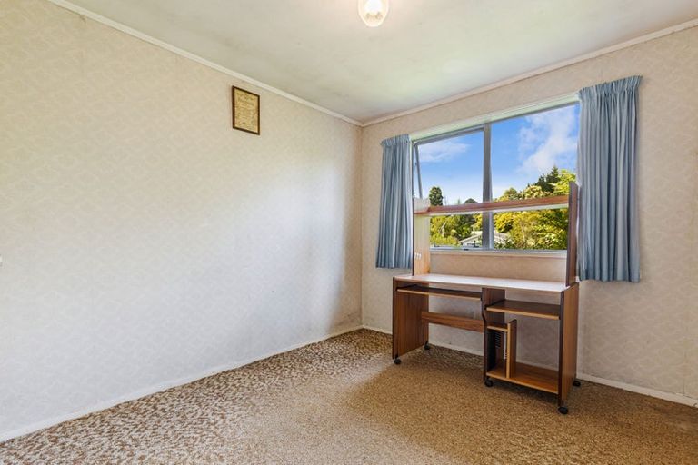 Photo of property in 14 Benita Place, Sunnyvale, Auckland, 0612