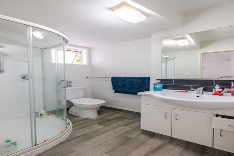 Photo of property in 74 Royal Terrace, Dunedin Central, Dunedin, 9016