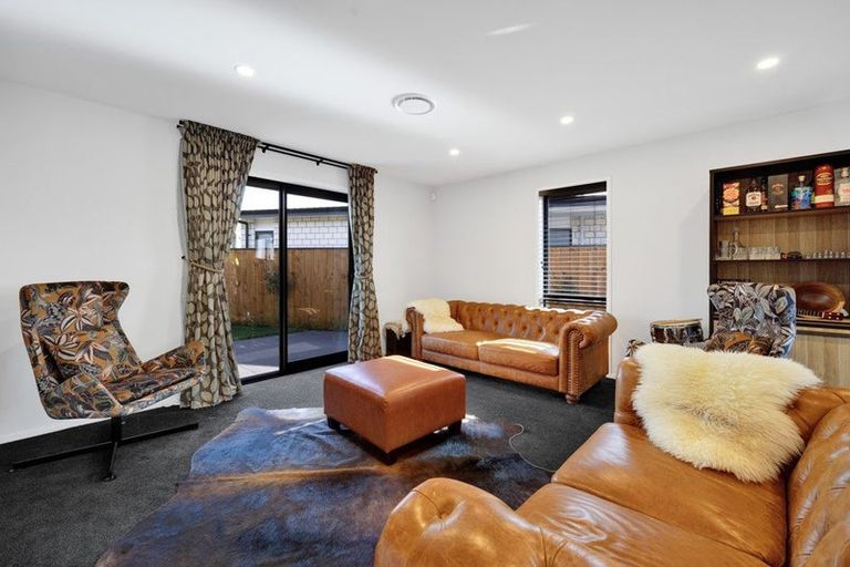 Photo of property in 11 Rua Place, Bell Block, New Plymouth, 4312