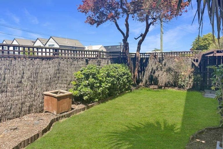 Photo of property in 1/491 Barbadoes Street, Edgeware, Christchurch, 8013