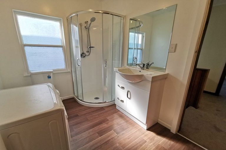 Photo of property in 19 George Street, Thorndon, Wellington, 6011