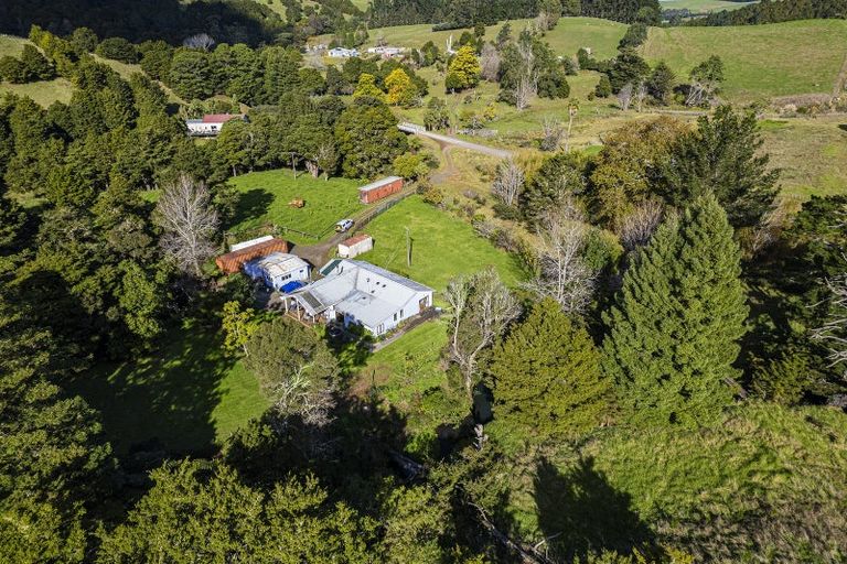 Photo of property in 393 Katui Road, Donnellys Crossing, Dargaville, 0379