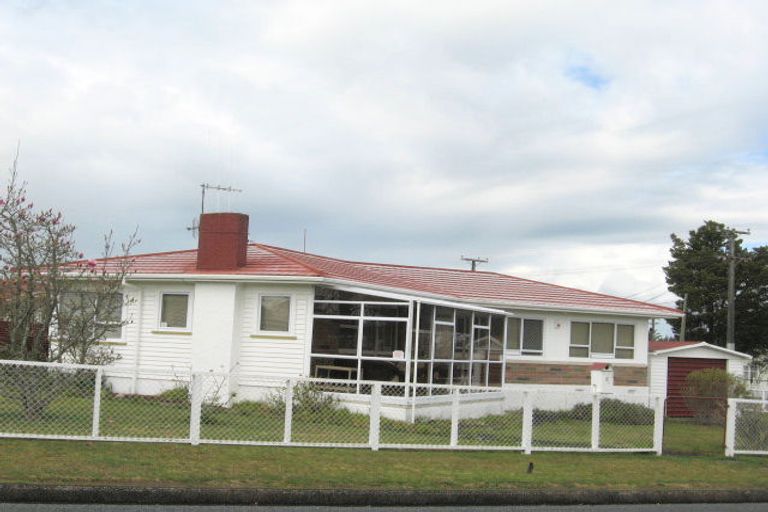 Photo of property in 2 Erin Street, Tikipunga, Whangarei, 0112