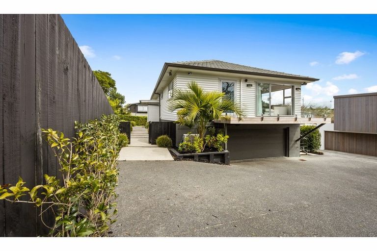 Photo of property in 54 Aberdeen Road, Campbells Bay, Auckland, 0620