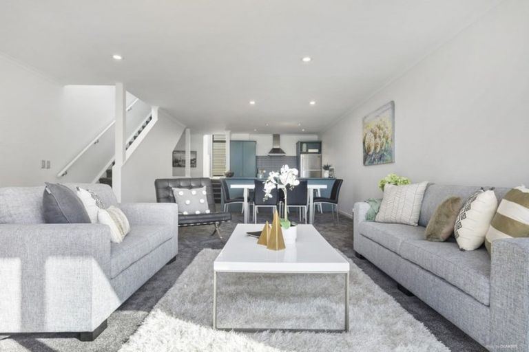 Photo of property in 6/27 The Rigi, Northland, Wellington, 6012