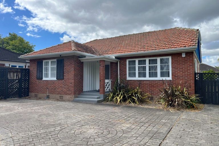 Photo of property in 51 Savage Crescent, West End, Palmerston North, 4412