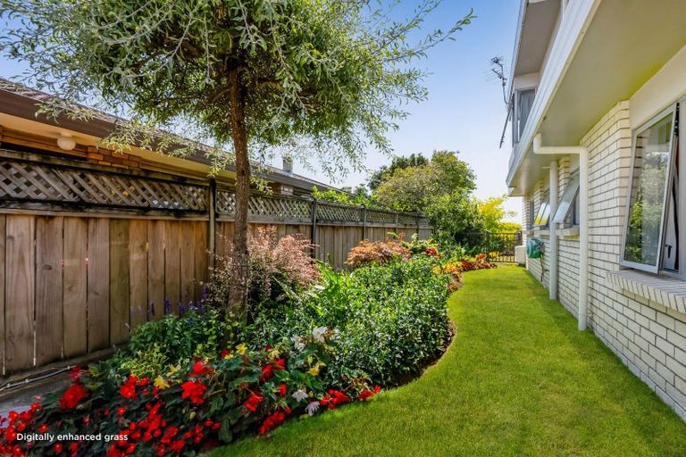 Photo of property in 50d Karina Road, Merrilands, New Plymouth, 4312