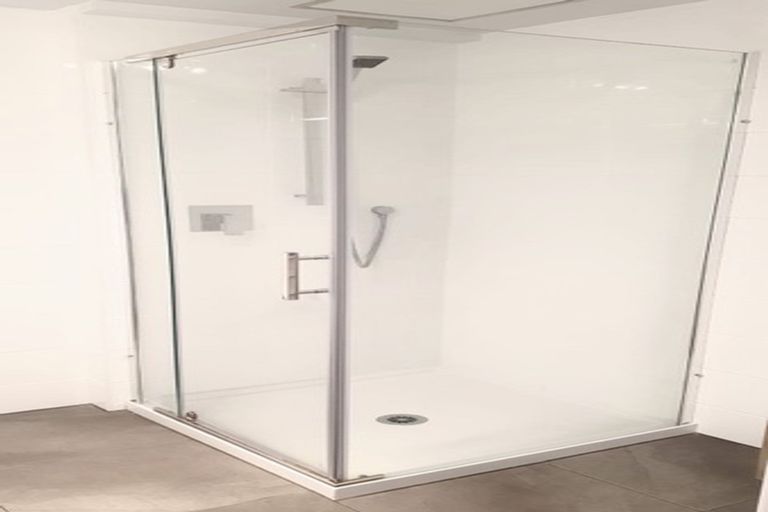 Photo of property in 1/88 East Coast Road, Milford, Auckland, 0620