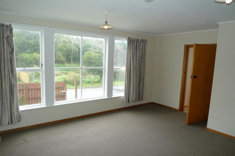 Photo of property in 8 Takatimu Way, Johnsonville, Wellington, 6037