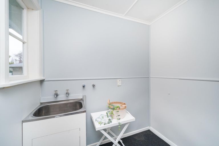 Photo of property in 18 Nottingham Avenue, Awapuni, Palmerston North, 4412