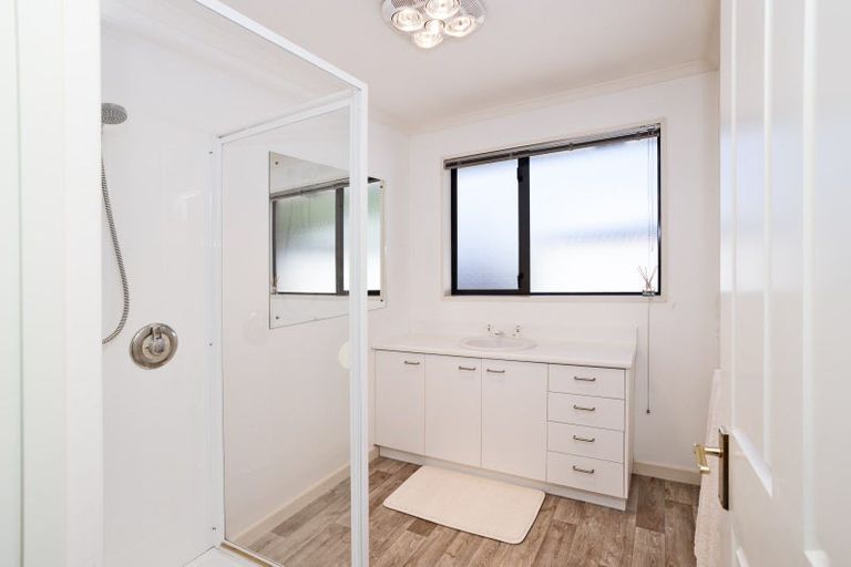 Photo of property in 4 Craig Street, Waikiwi, Invercargill, 9810