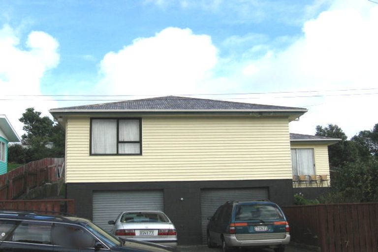 Photo of property in 103 Driver Crescent, Cannons Creek, Porirua, 5024
