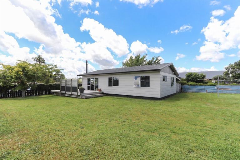 Photo of property in 19 Tawari Street, Inglewood, 4330