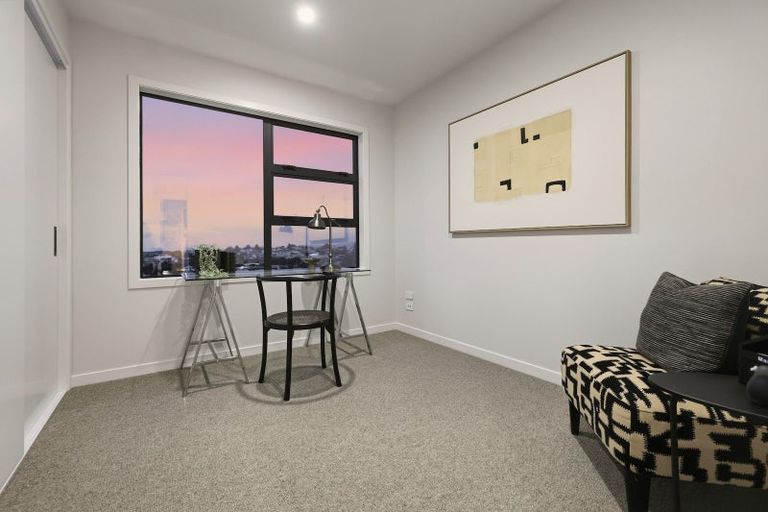 Photo of property in 58a Hinewa Road, Otumoetai, Tauranga, 3110