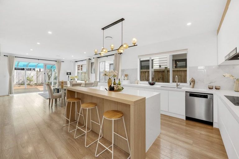 Photo of property in 76 Castlebane Drive, Flat Bush, Auckland, 2019