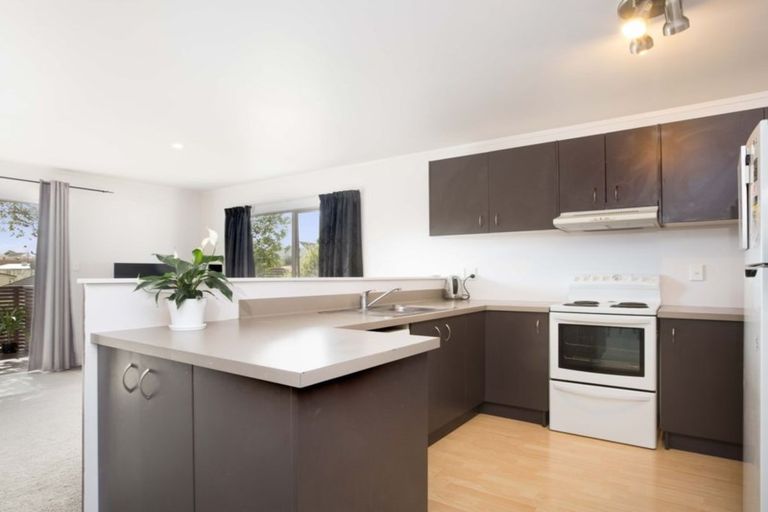 Photo of property in 20a Levant Street, Cannons Creek, Porirua, 5024