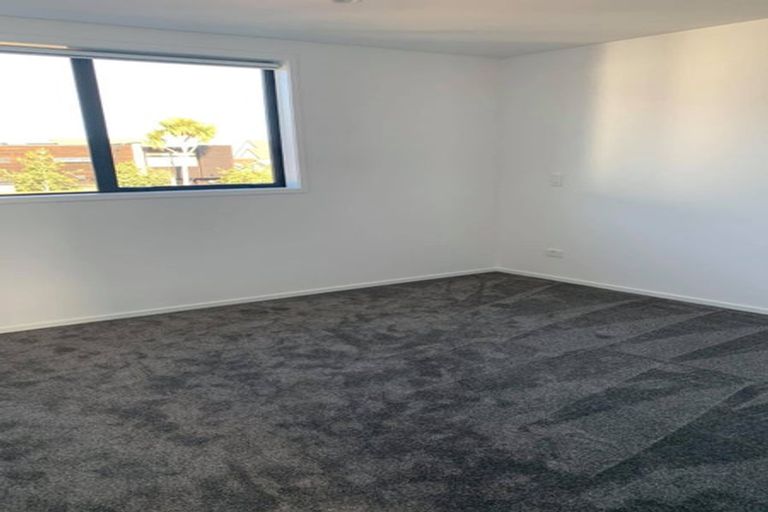 Photo of property in 9/12 Freyberg Avenue, Riccarton, Christchurch, 8011
