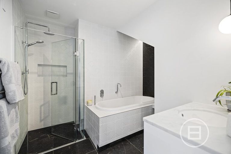 Photo of property in 15 Lorne Street, Lake Hayes, Queenstown, 9304