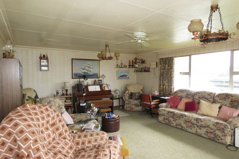 Photo of property in 61 Clifton Street, Windsor, Invercargill, 9810